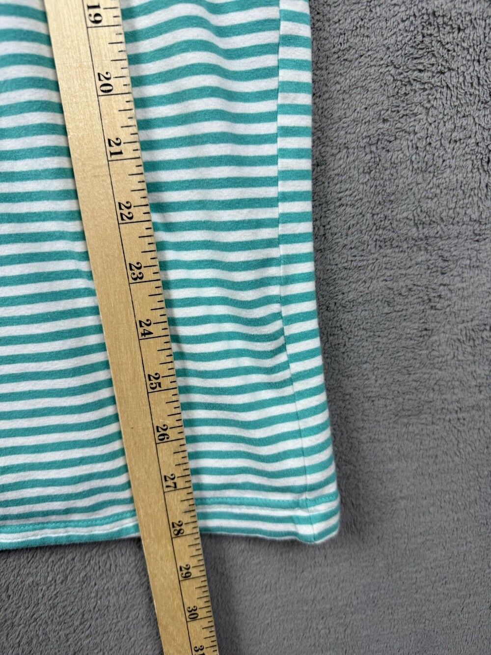 Express Mens Shirt Large Teal/White Striped V-Neck - stretchy fee - Picture 7 of 7
